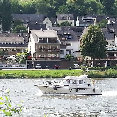 "Ferienhaus An Der Mosel" Цел ан дер Мозел Екстериор снимка