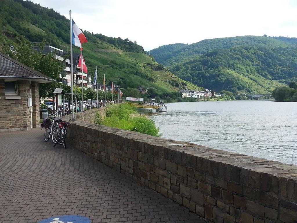 "Ferienhaus An Der Mosel" Цел ан дер Мозел Екстериор снимка