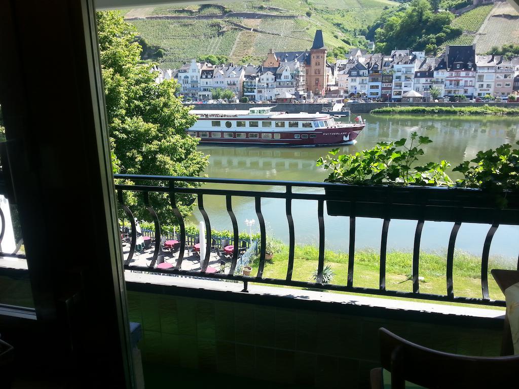 "Ferienhaus An Der Mosel" Цел ан дер Мозел Екстериор снимка