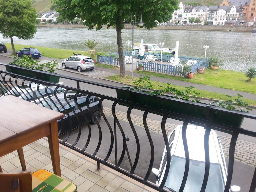 "Ferienhaus An Der Mosel" Цел ан дер Мозел Стая снимка