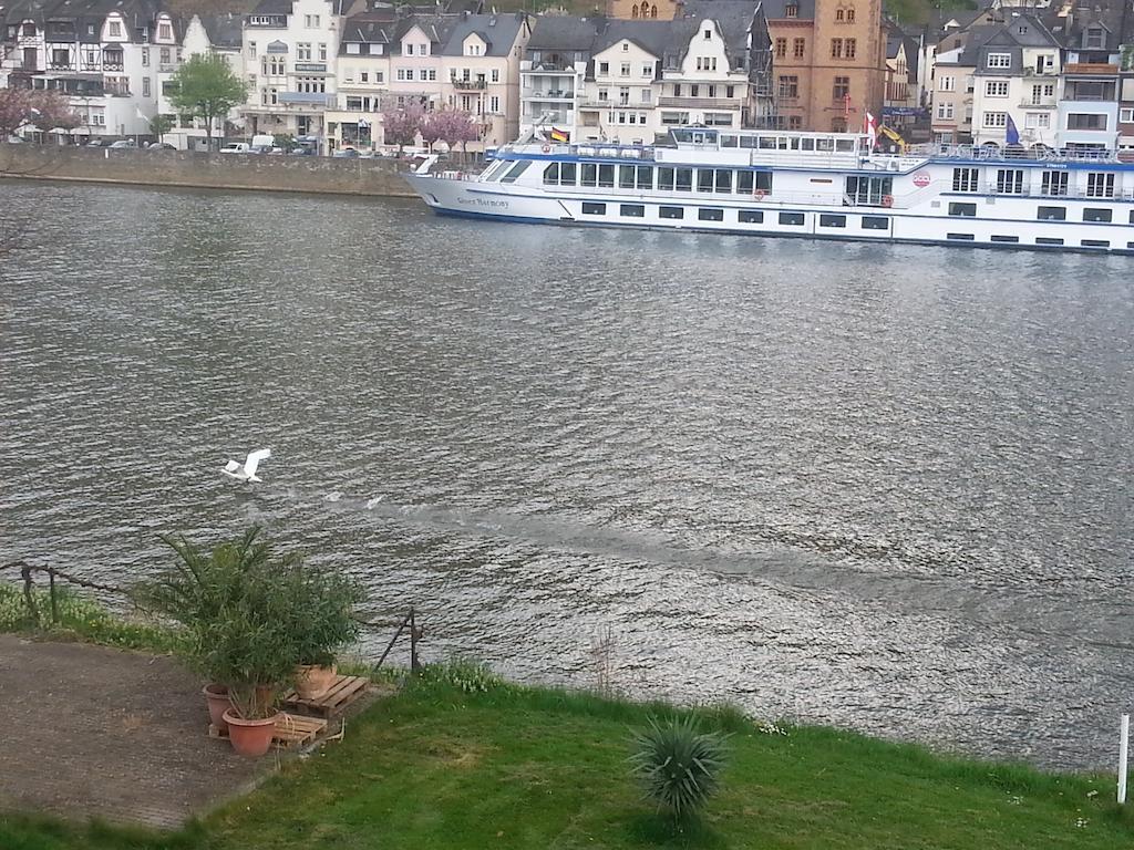 "Ferienhaus An Der Mosel" Цел ан дер Мозел Стая снимка