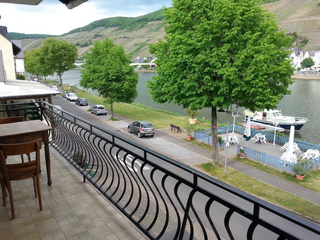 "Ferienhaus An Der Mosel" Цел ан дер Мозел Стая снимка