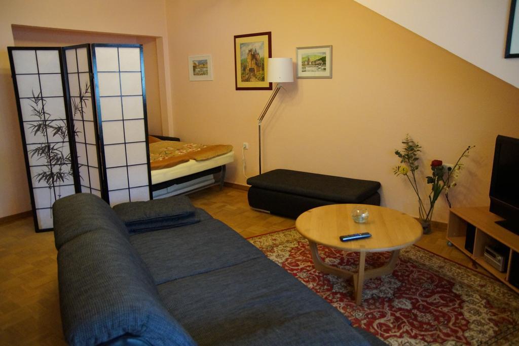 "Ferienhaus An Der Mosel" Цел ан дер Мозел Екстериор снимка